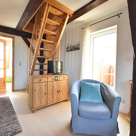 Apartment Cozy In With Sea Near